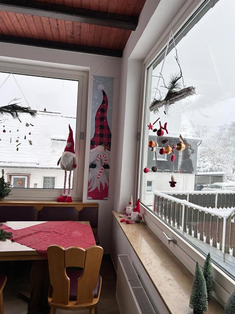 Ferienhaus Astenblick - Ideal Fuer Weihnachtsfeiern Und Familienfeiern Bietet Schlafplaetze Fuer Bis Zu 35 Personen Villa Winterberg Exterior photo