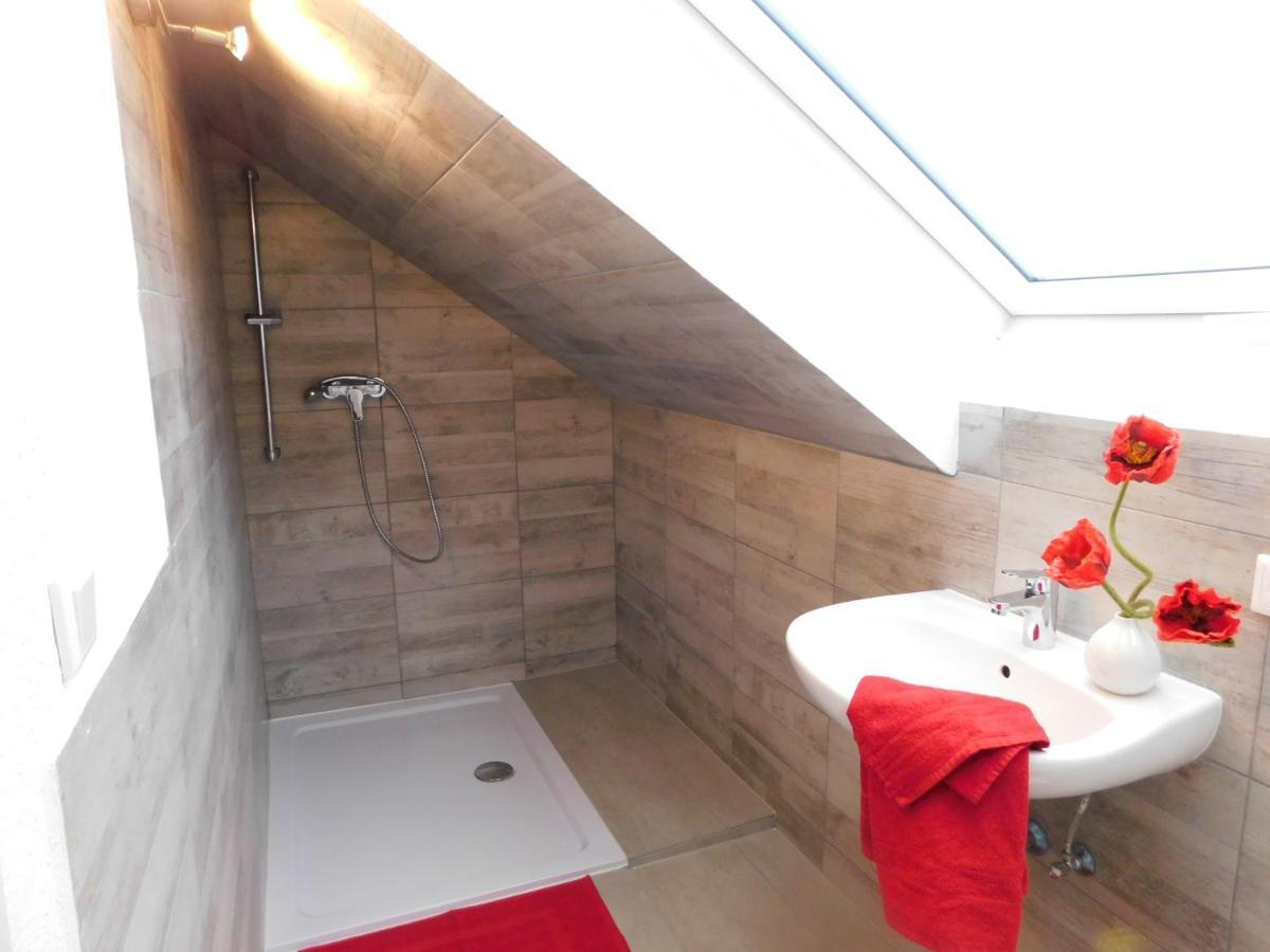Ferienhaus Astenblick - Ideal Fuer Weihnachtsfeiern Und Familienfeiern Bietet Schlafplaetze Fuer Bis Zu 35 Personen Villa Winterberg Exterior photo