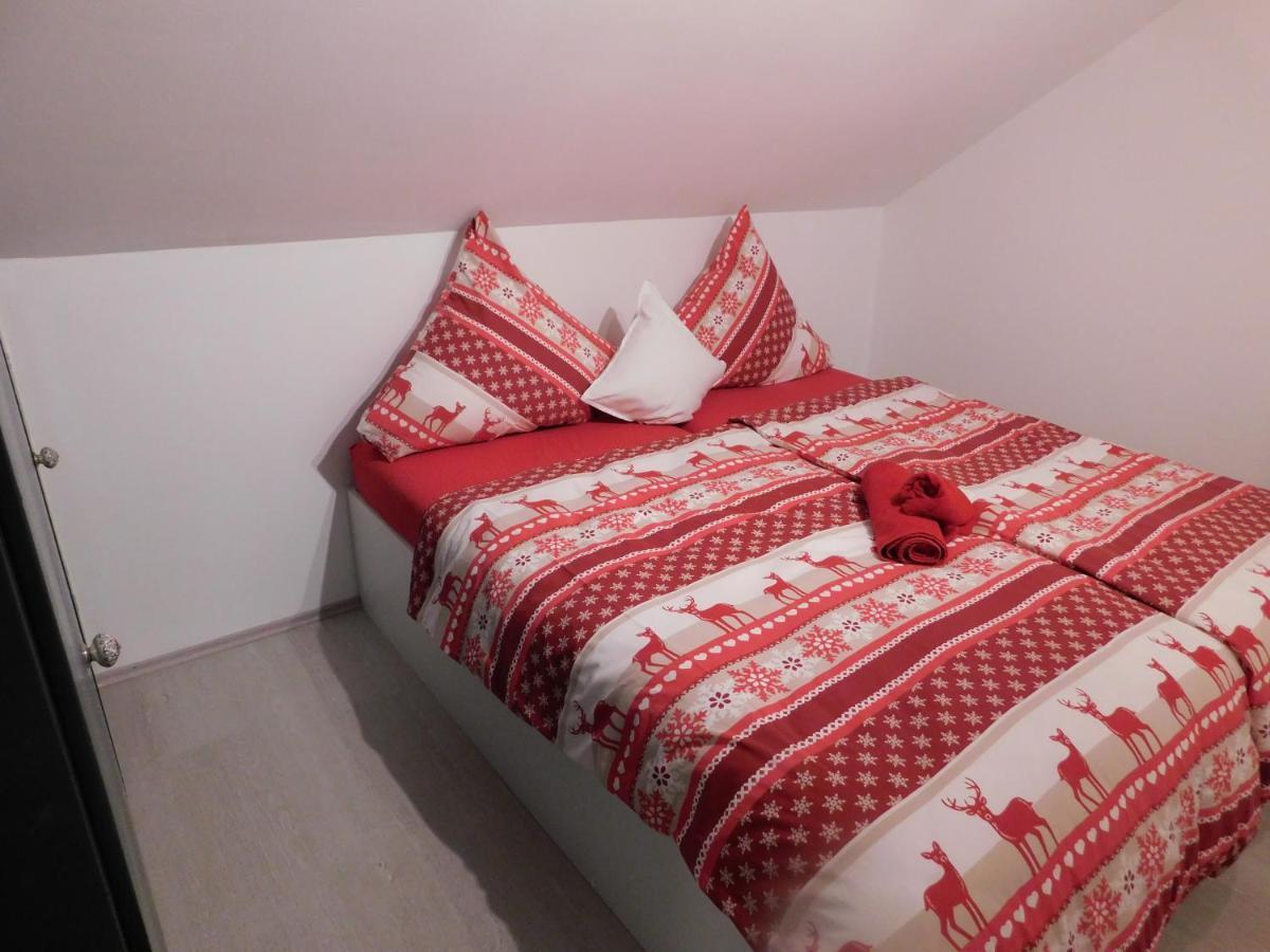 Ferienhaus Astenblick - Ideal Fuer Weihnachtsfeiern Und Familienfeiern Bietet Schlafplaetze Fuer Bis Zu 35 Personen Villa Winterberg Exterior photo